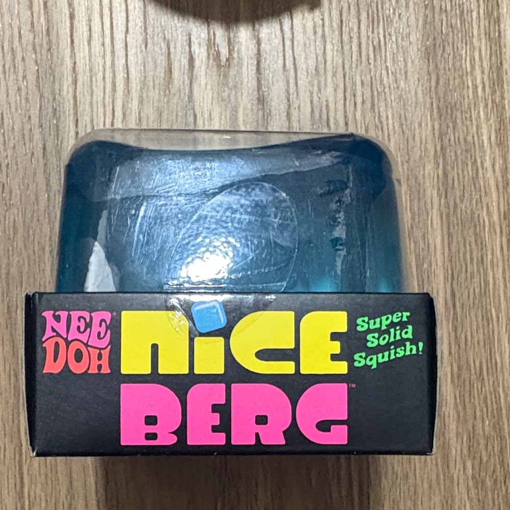 Nice Berg Squishy Toy - Blue